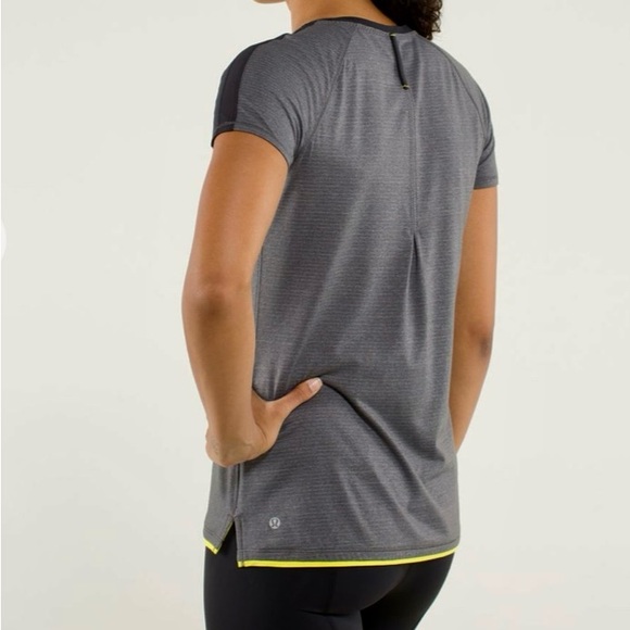 Lululemon Race Me Short Sleeve - Picture 2 of 5